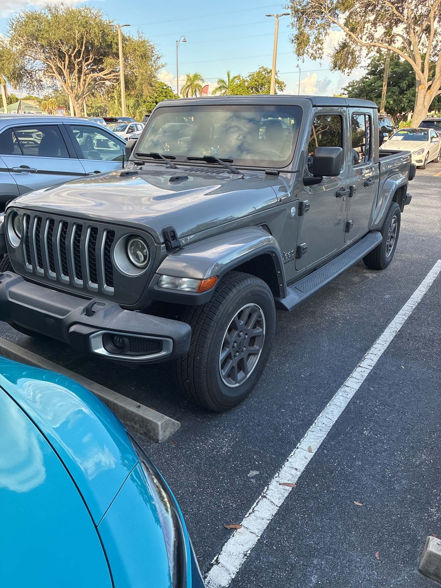 2021 Jeep Gladiator Overland