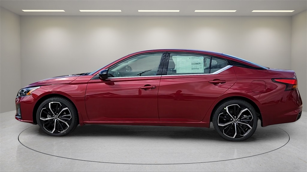 2025 Nissan Altima
