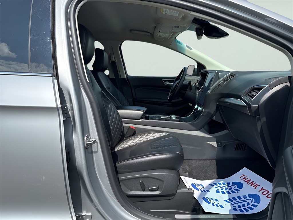 2023 Ford Edge