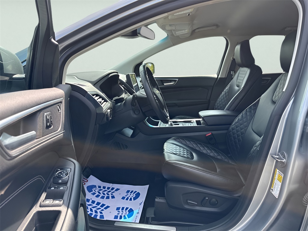 2023 Ford Edge