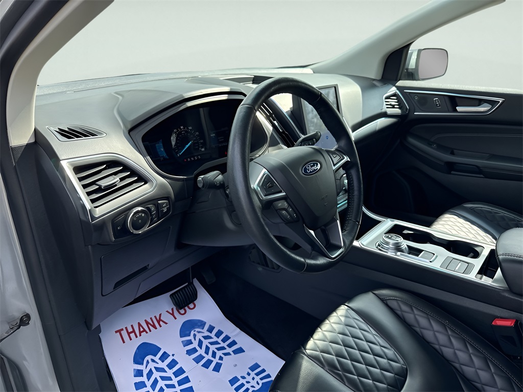 2023 Ford Edge