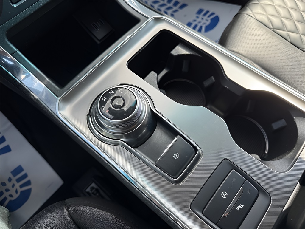 2023 Ford Edge