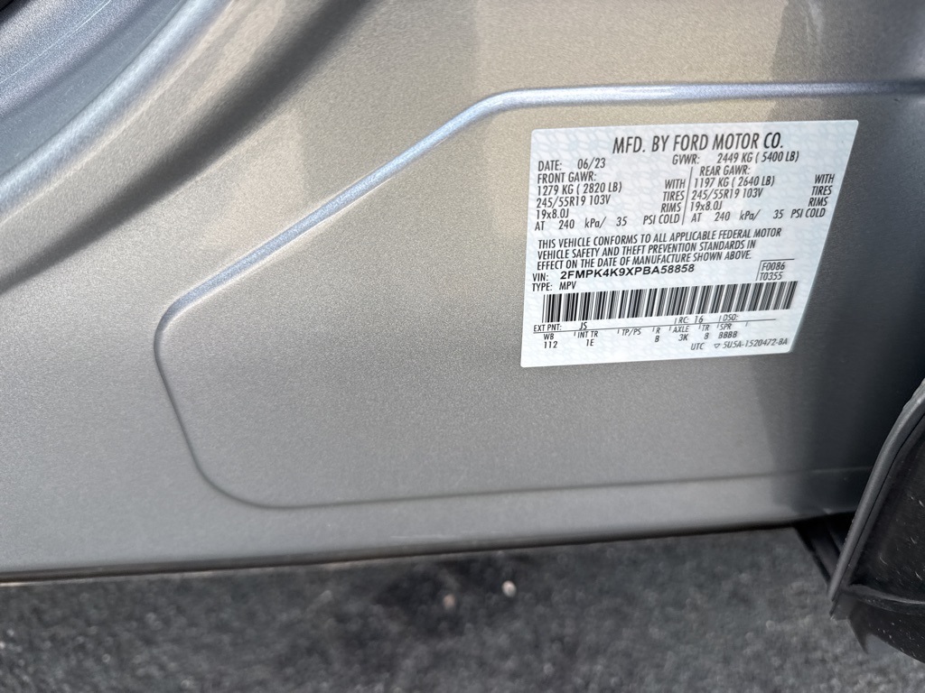 2023 Ford Edge