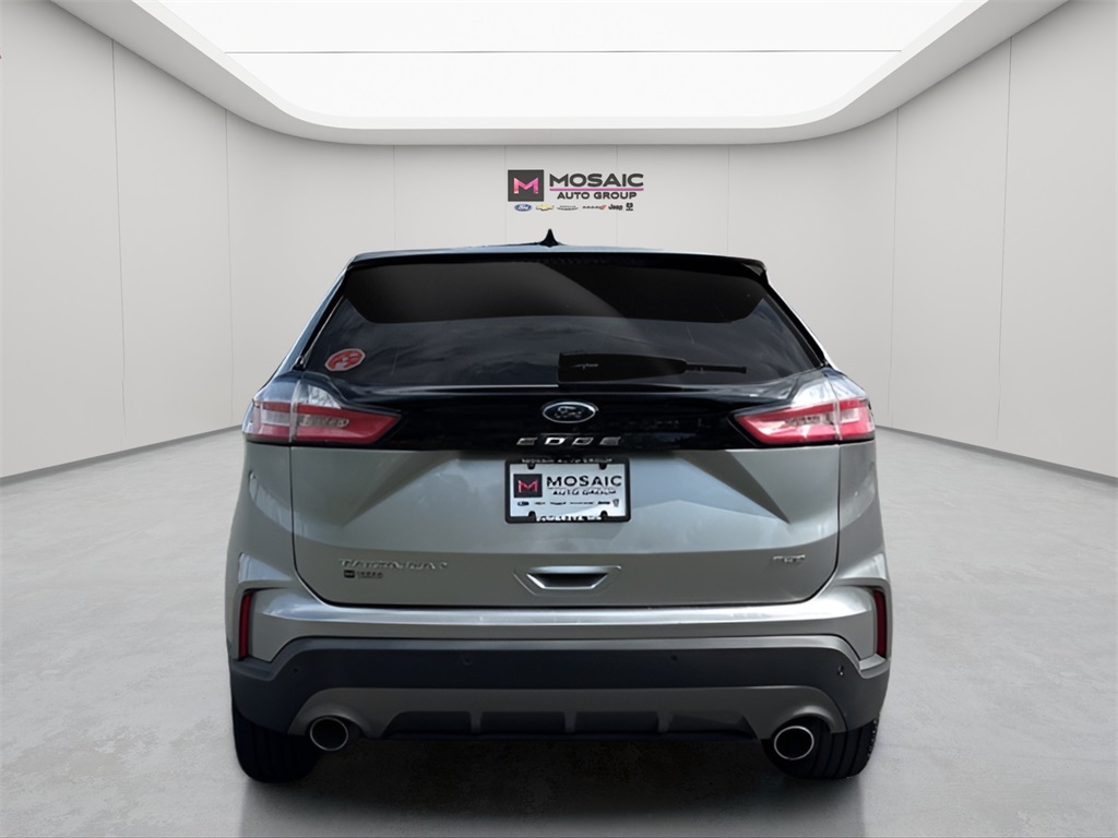 2023 Ford Edge