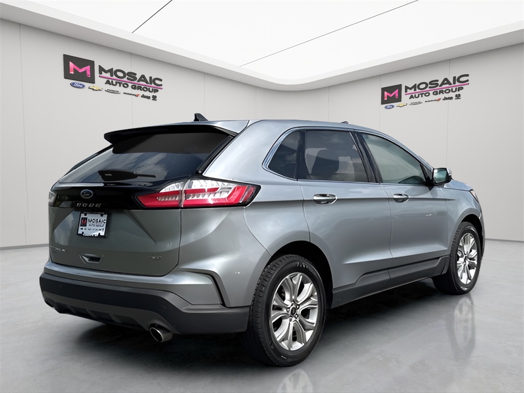 2023 Ford Edge