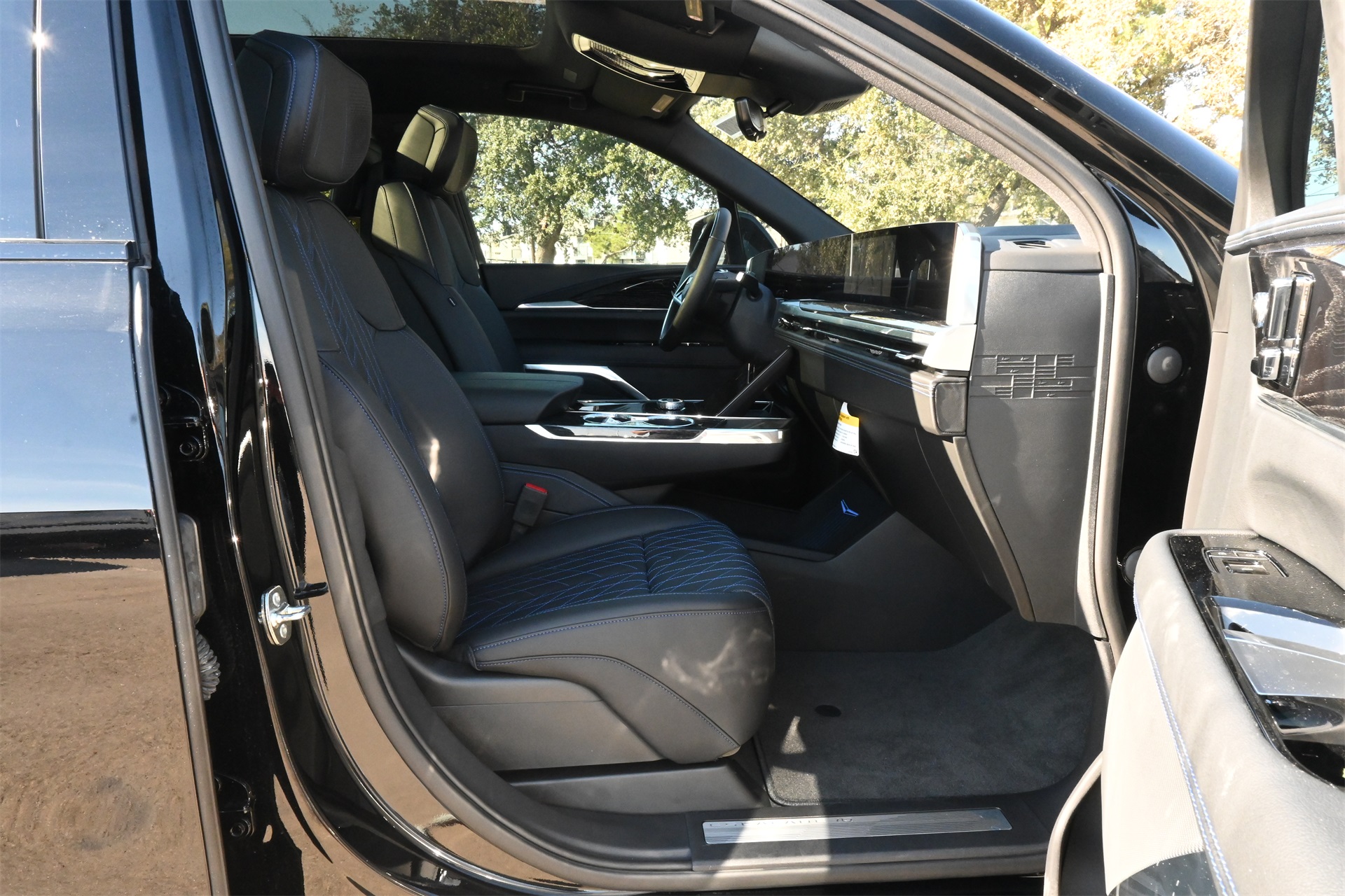 2026 Cadillac Escalade IQL Sport Black at Bayway Cadillac of The Woodlands