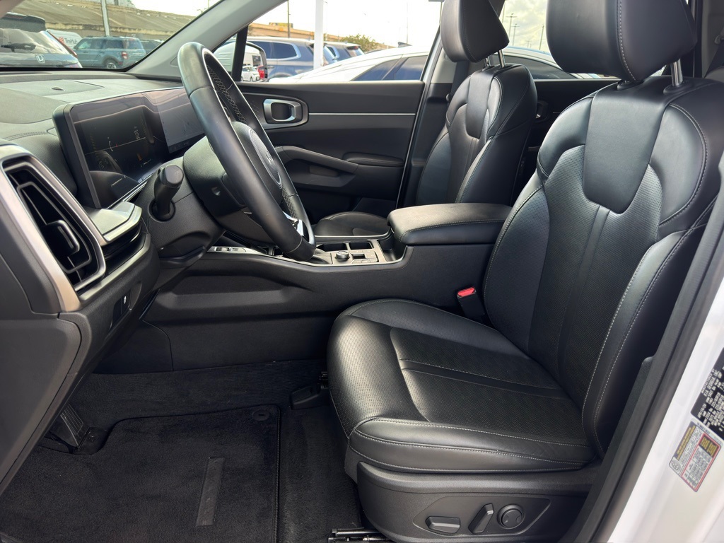 2024 Kia Sorento S - 9