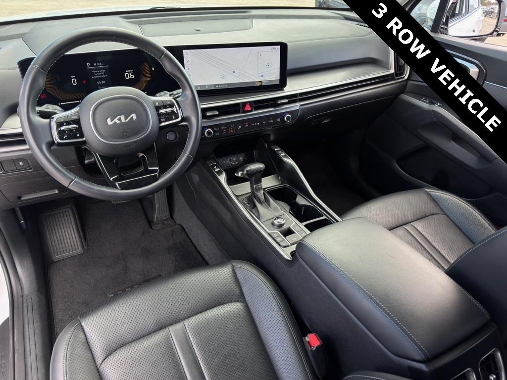 2024 Kia Sorento S - 1