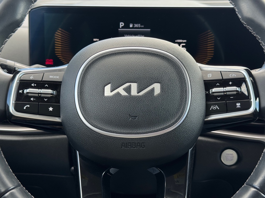 2024 Kia Sorento S - 7