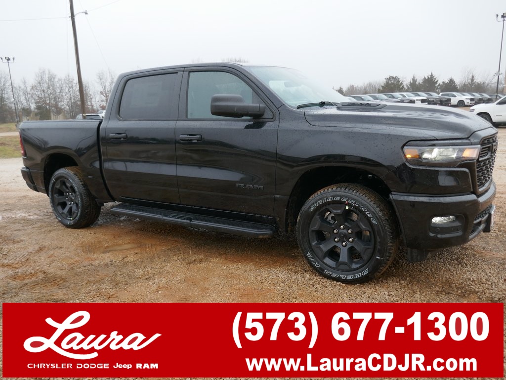 2026 RAM 1500 Express Crew Cab 4WD