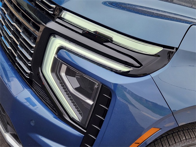 2025 Chevrolet Tahoe High Country photo 10