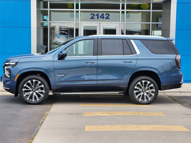 2025 Chevrolet Tahoe High Country photo 2