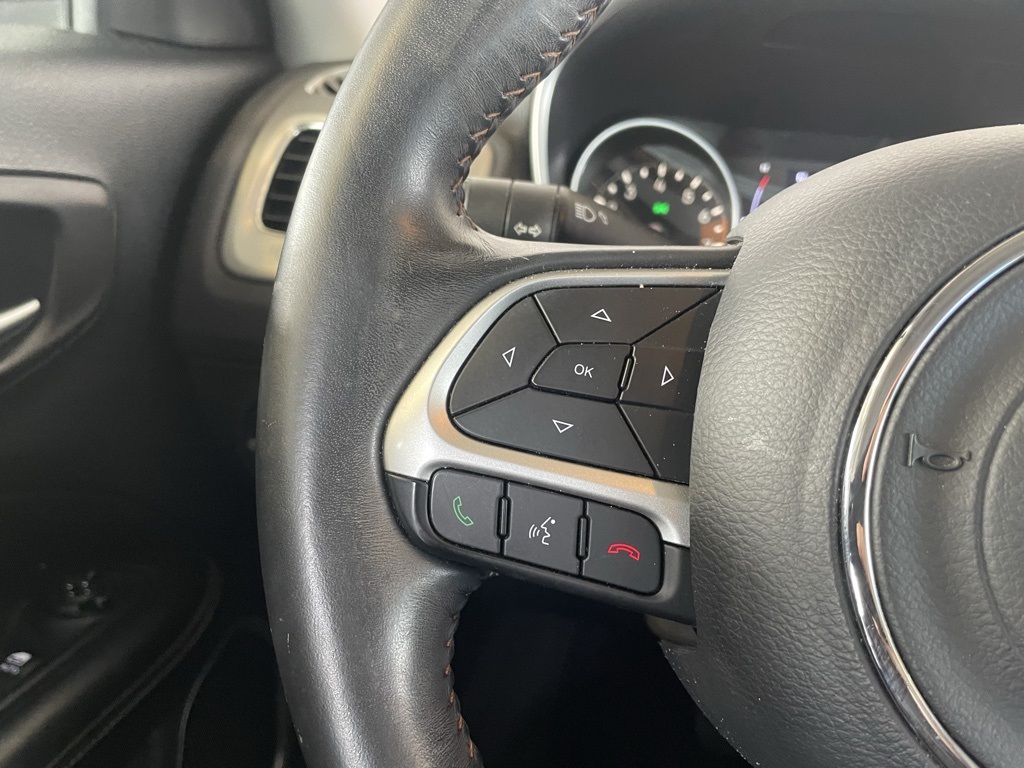 Thumbnail: 2019 Jeep Compass - 27