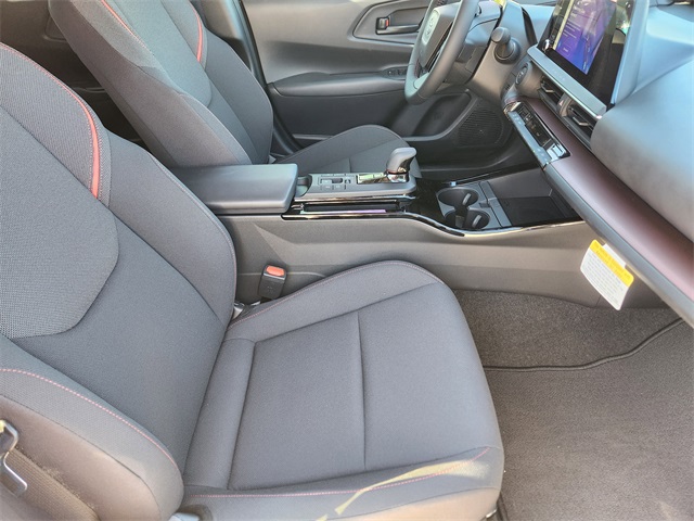 2026 Toyota Prius Plug-in  - 9