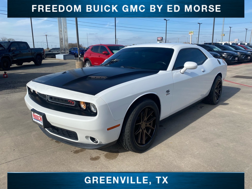 2016 Dodge Challenger R/T RWD