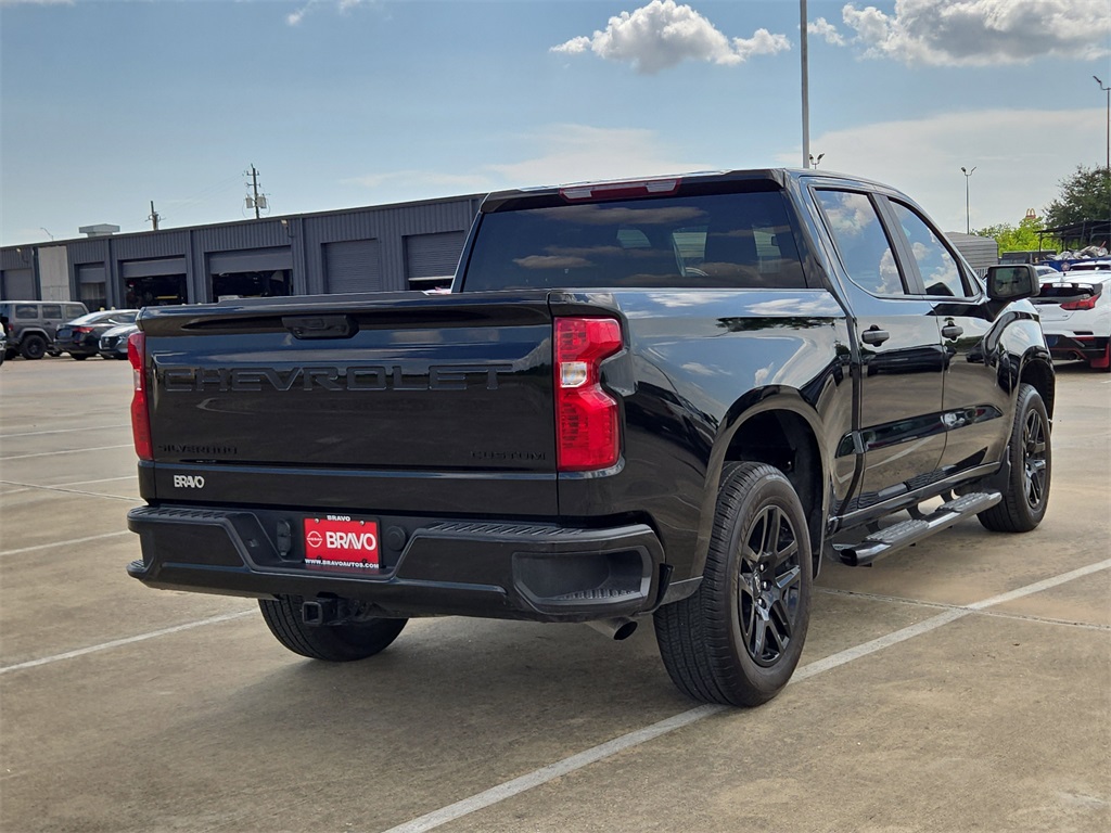 2024 Chevrolet Silverado 1500 Custom - 3