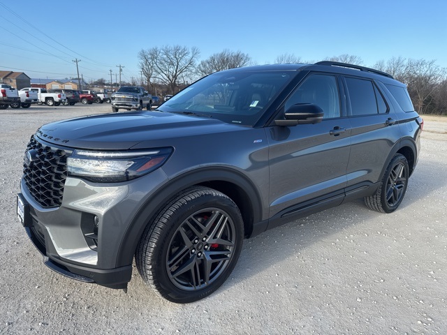 2025 Ford Explorer ST-Line AWD