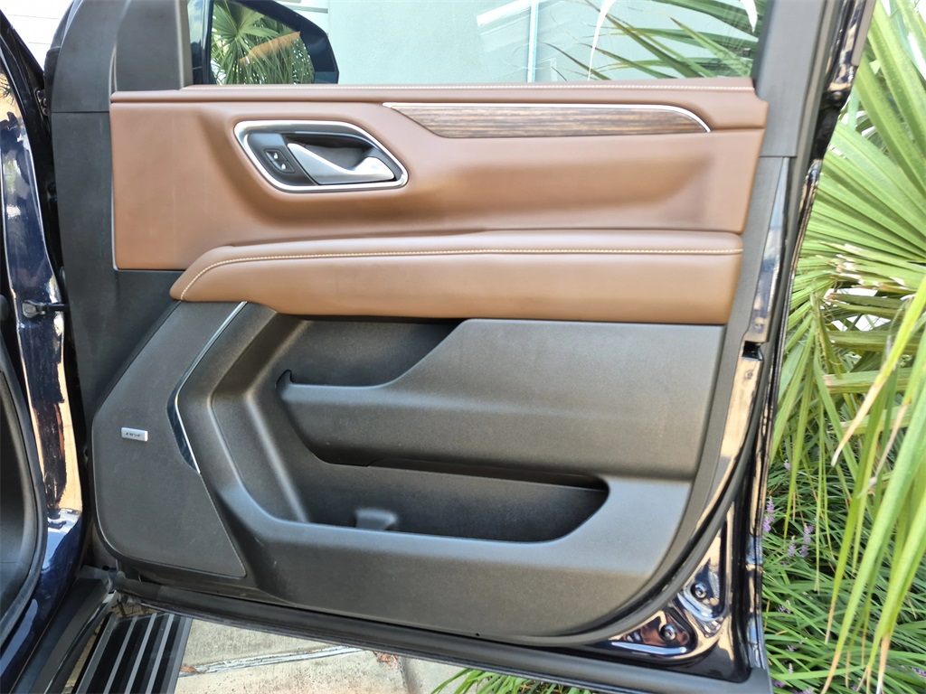 2022 Chevrolet Tahoe High Country Blue at Classic Elite Chevrolet Sugar Land