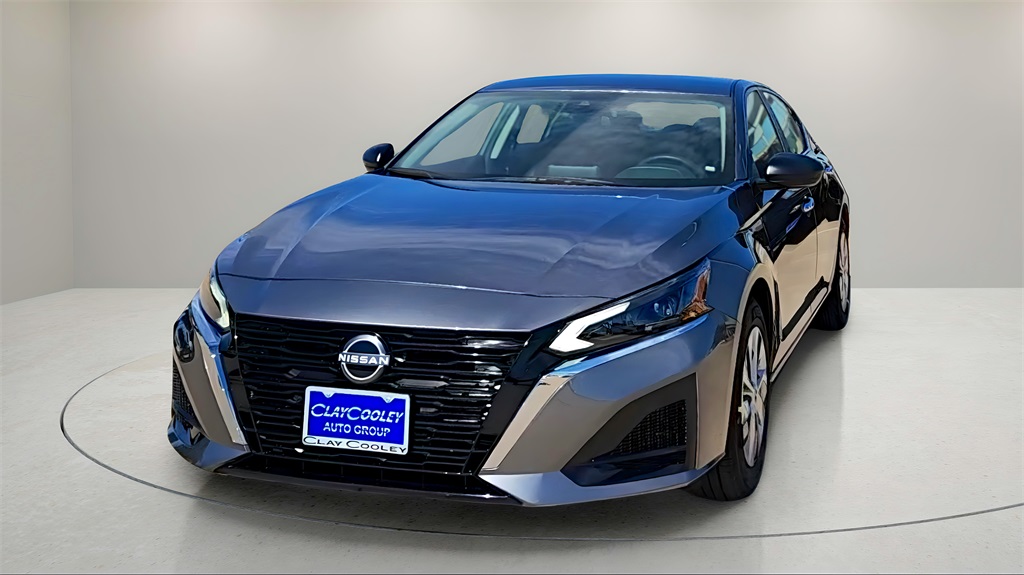 2025 Nissan Altima