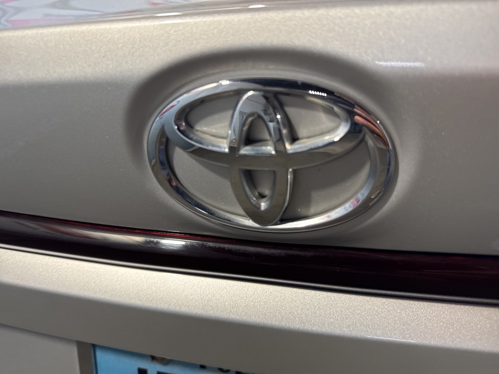 Thumbnail: 2022 Toyota Corolla - 18