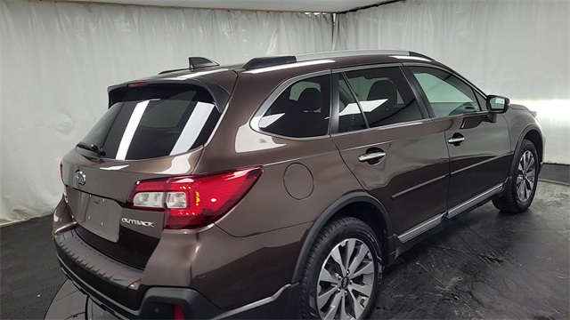 2019 – Subaru – Outback