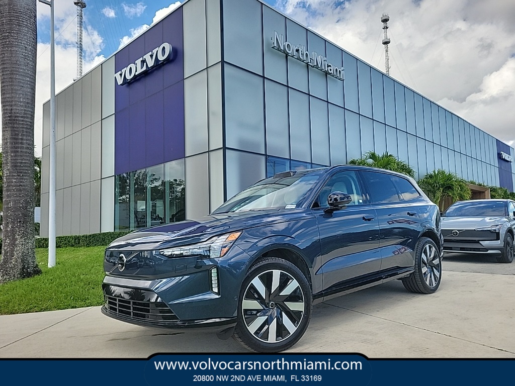 2025 Volvo EX90 Twin Motor Plus