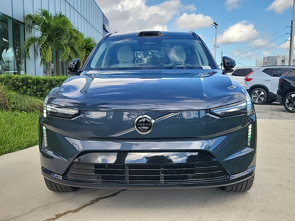Used 2025 Volvo EX90 Plus with VIN 7JDEV3VK1SG000609 for sale in Miami, FL