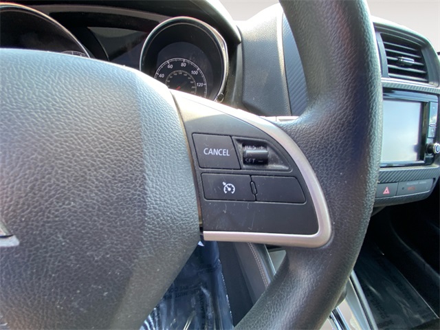 MitsubishiOutlander Sport20