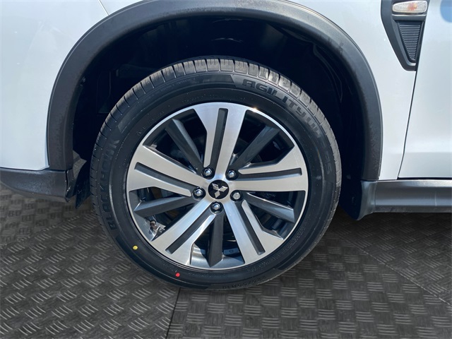 MitsubishiOutlander Sport30