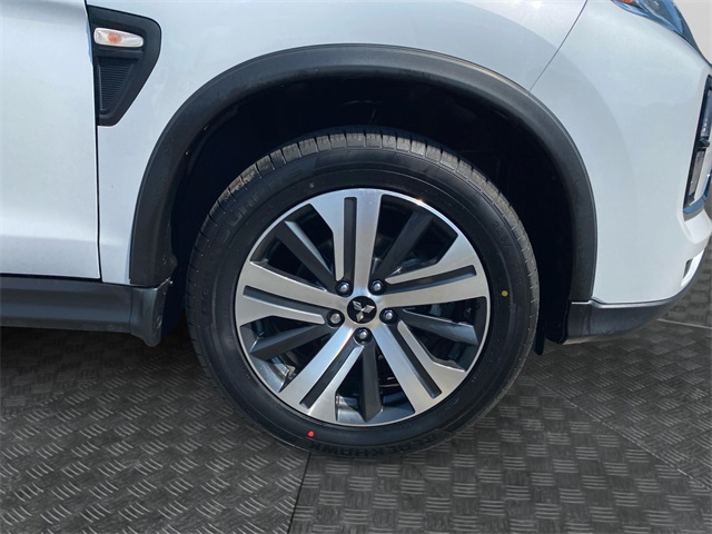 MitsubishiOutlander Sport33