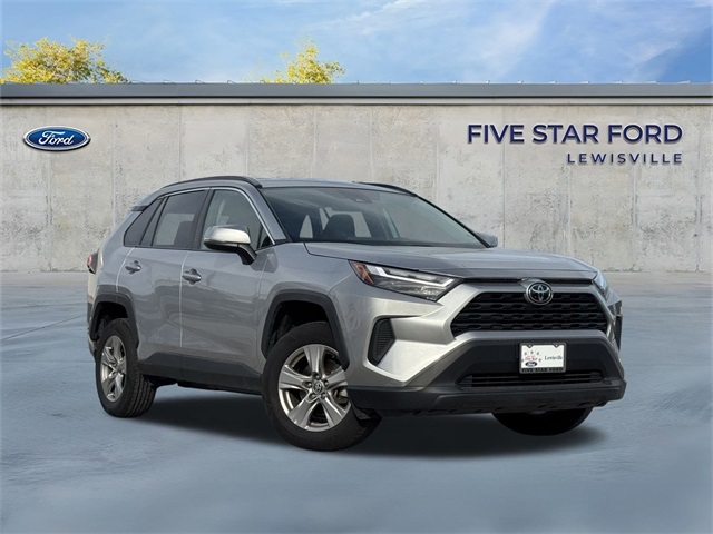 2024 Toyota RAV4 XLE FWD