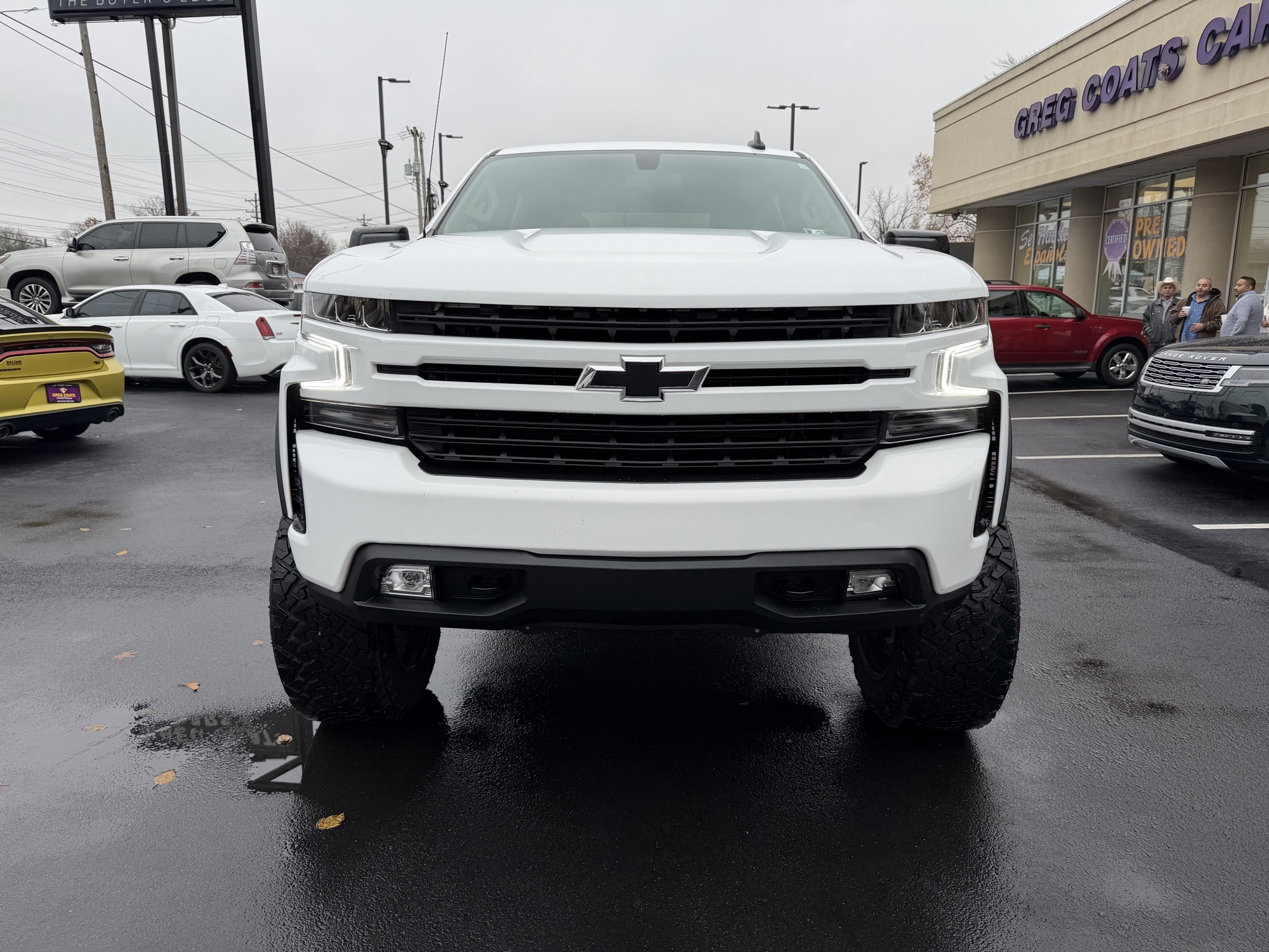 2021 Chevrolet Silverado 1500 RST photo 2