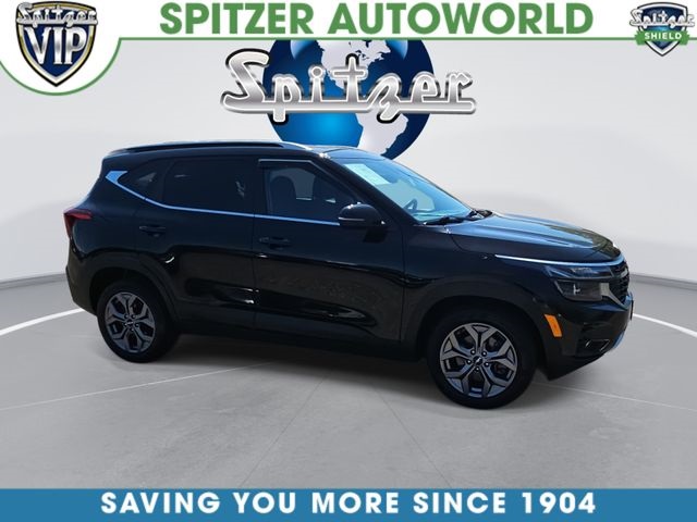 Fusion Black 2024 Kia Seltos SUV / Crossover All-Wheel Drive Continuously Variable Transmission