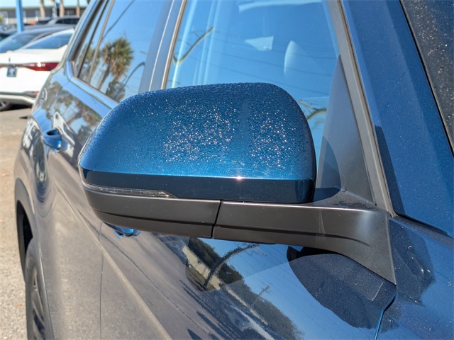 2021 Volkswagen Atlas Cross Sport 2.0T SE w/Technology Blue at Stokes Volkswagen