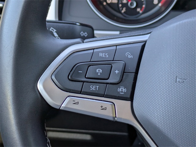 2021 Volkswagen Atlas Cross Sport 2.0T SE w/Technology Blue at Stokes Volkswagen