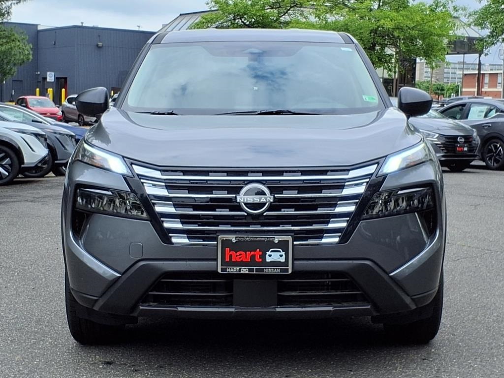 2025 Nissan Rogue S AWD photo 2