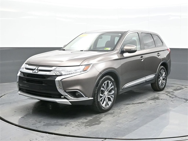 Used 2018 Mitsubishi Outlander For Sale in South Charleston, WV