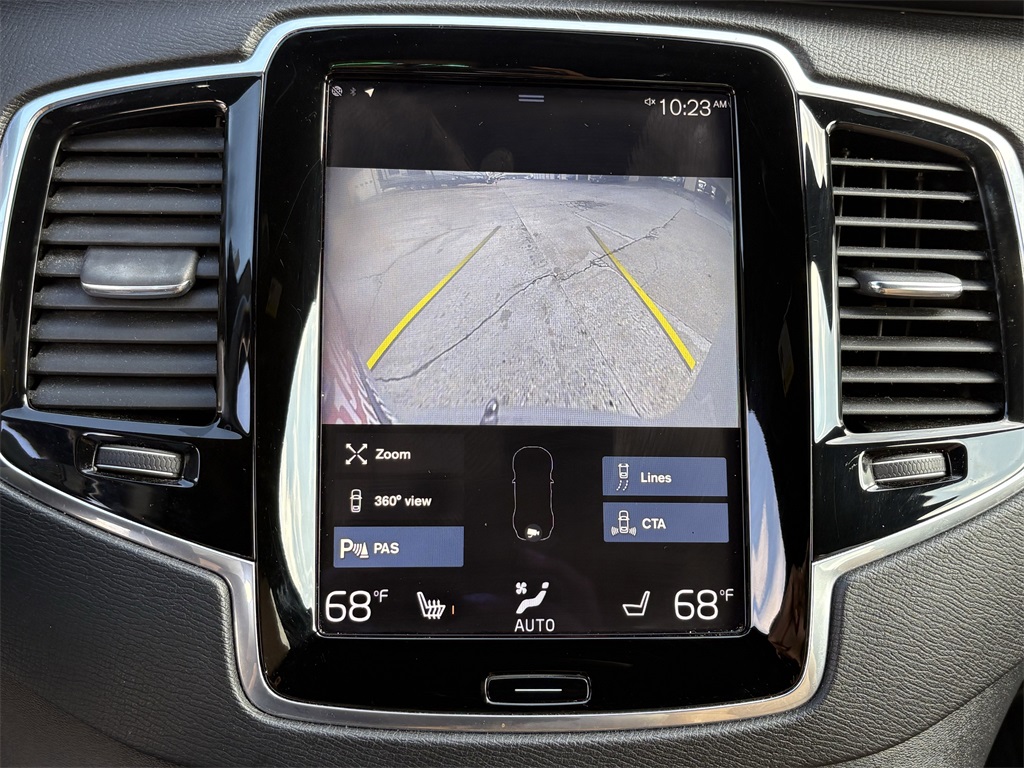 2017 Volvo XC90 T6 Momentum Silver at Legacy Ford