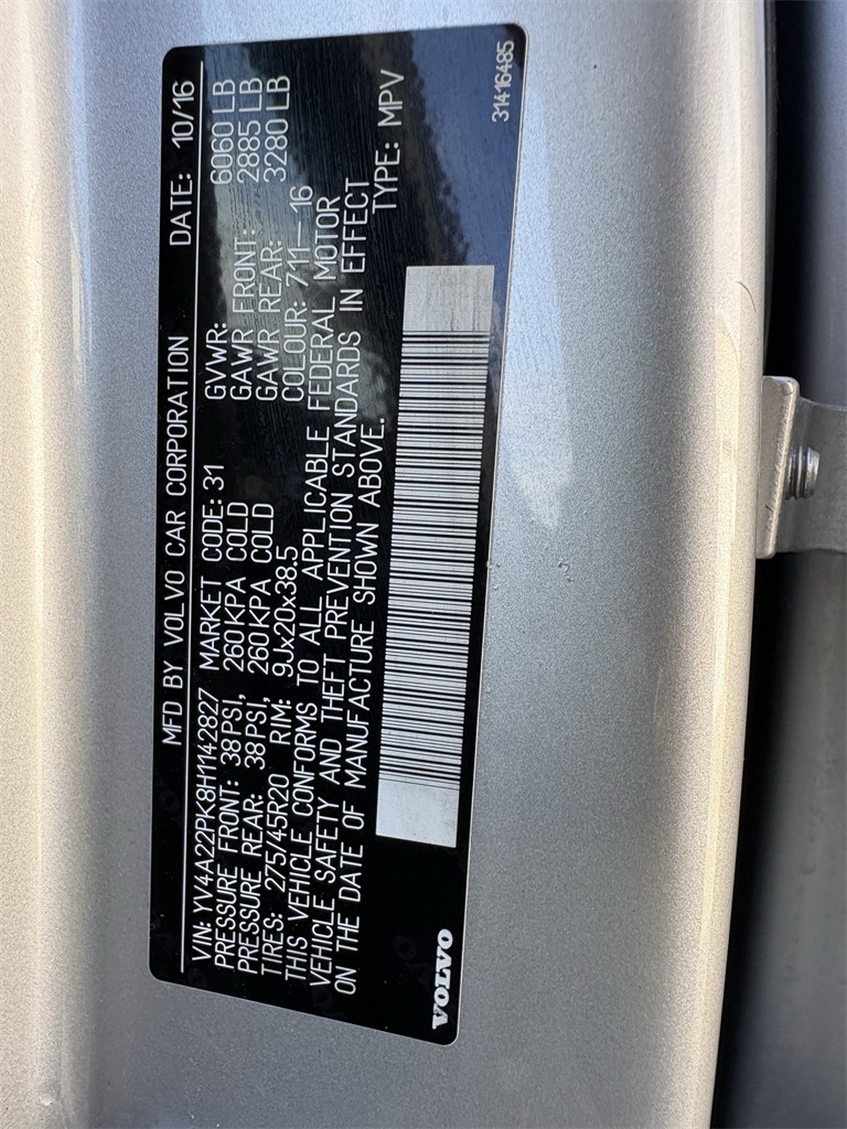 2017 Volvo XC90 T6 Momentum Silver at Legacy Ford