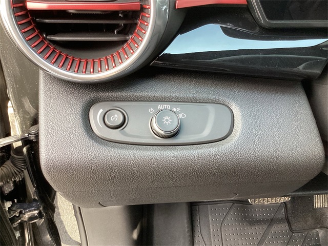 Used Car 2024 Chevrolet Trax  2rs For Sale Under $25,000 In San Antonio, Texas