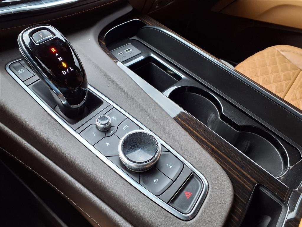 2023 Cadillac Escalade Premium Luxury White at Bayway Cadillac Southwest