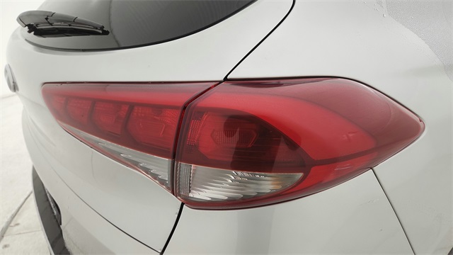 2018 Hyundai Tucson SEL Silver at DeMontrond Gulf Freeway