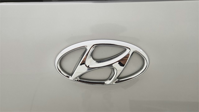 2018 Hyundai Tucson SEL Silver at DeMontrond Gulf Freeway