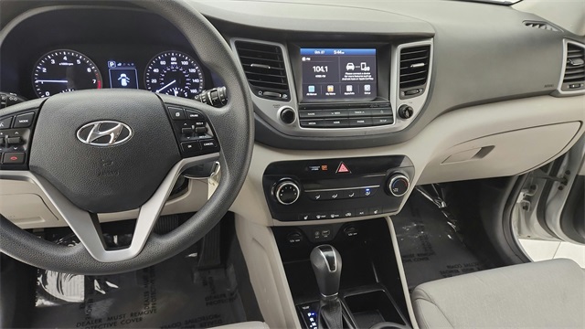 2018 Hyundai Tucson SEL Silver at DeMontrond Gulf Freeway