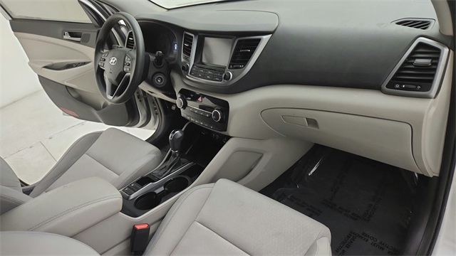 2018 Hyundai Tucson SEL Silver at DeMontrond Gulf Freeway