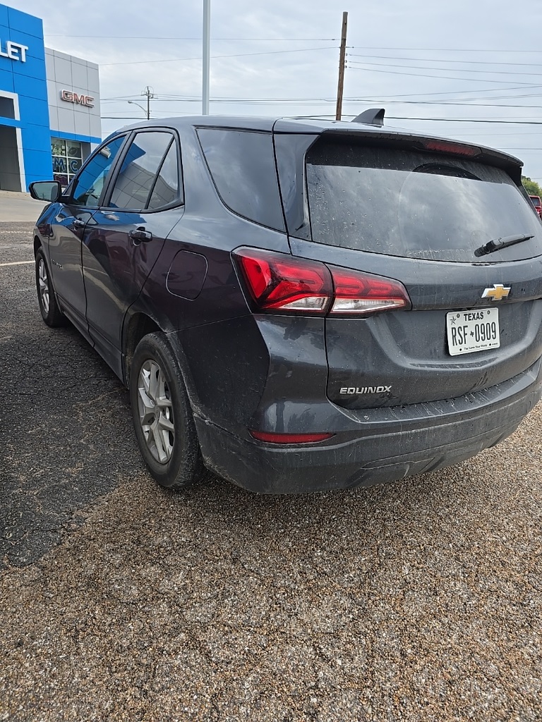 2022 Chevrolet Equinox LS - 1