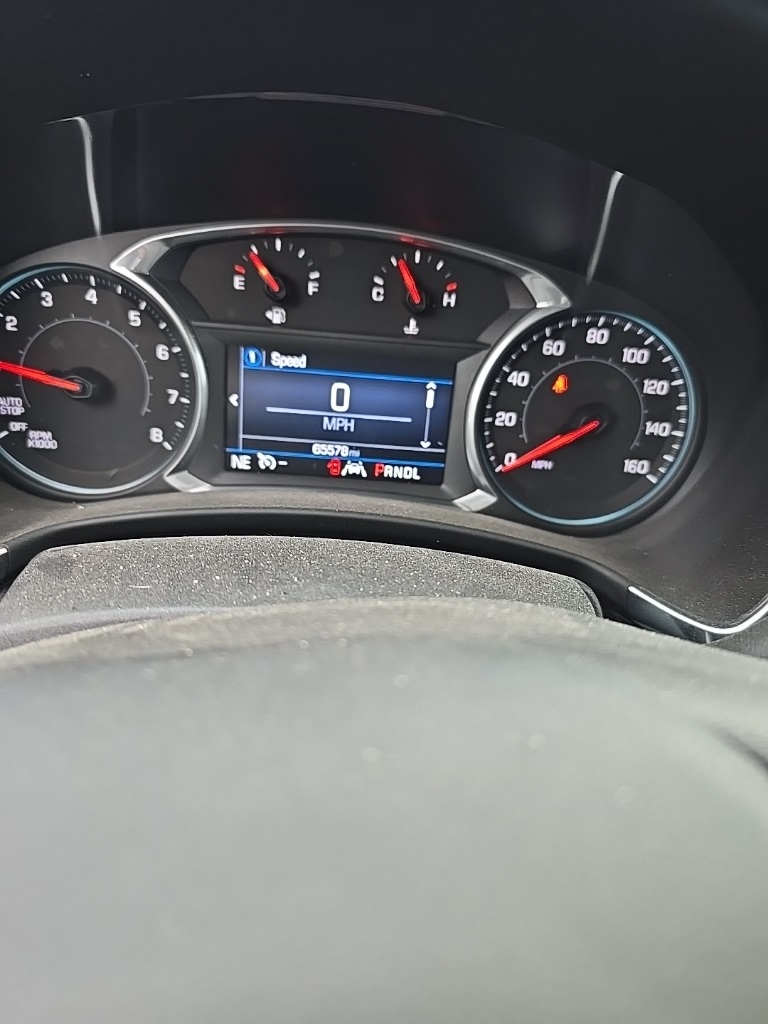 2022 Chevrolet Equinox LS - 2