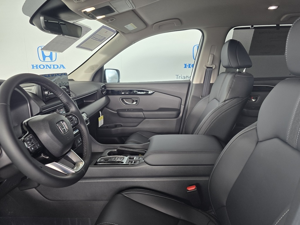 Thumbnail: 2025 Honda Pilot - 12