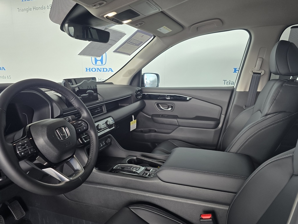 Thumbnail: 2025 Honda Pilot - 13