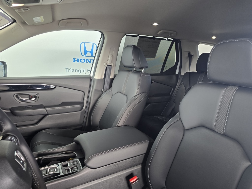 Thumbnail: 2025 Honda Pilot - 14